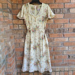 L.A. Vintage 90s Midi Dress Lace Neckline Short Flared Sleeves Back Tie Size 12